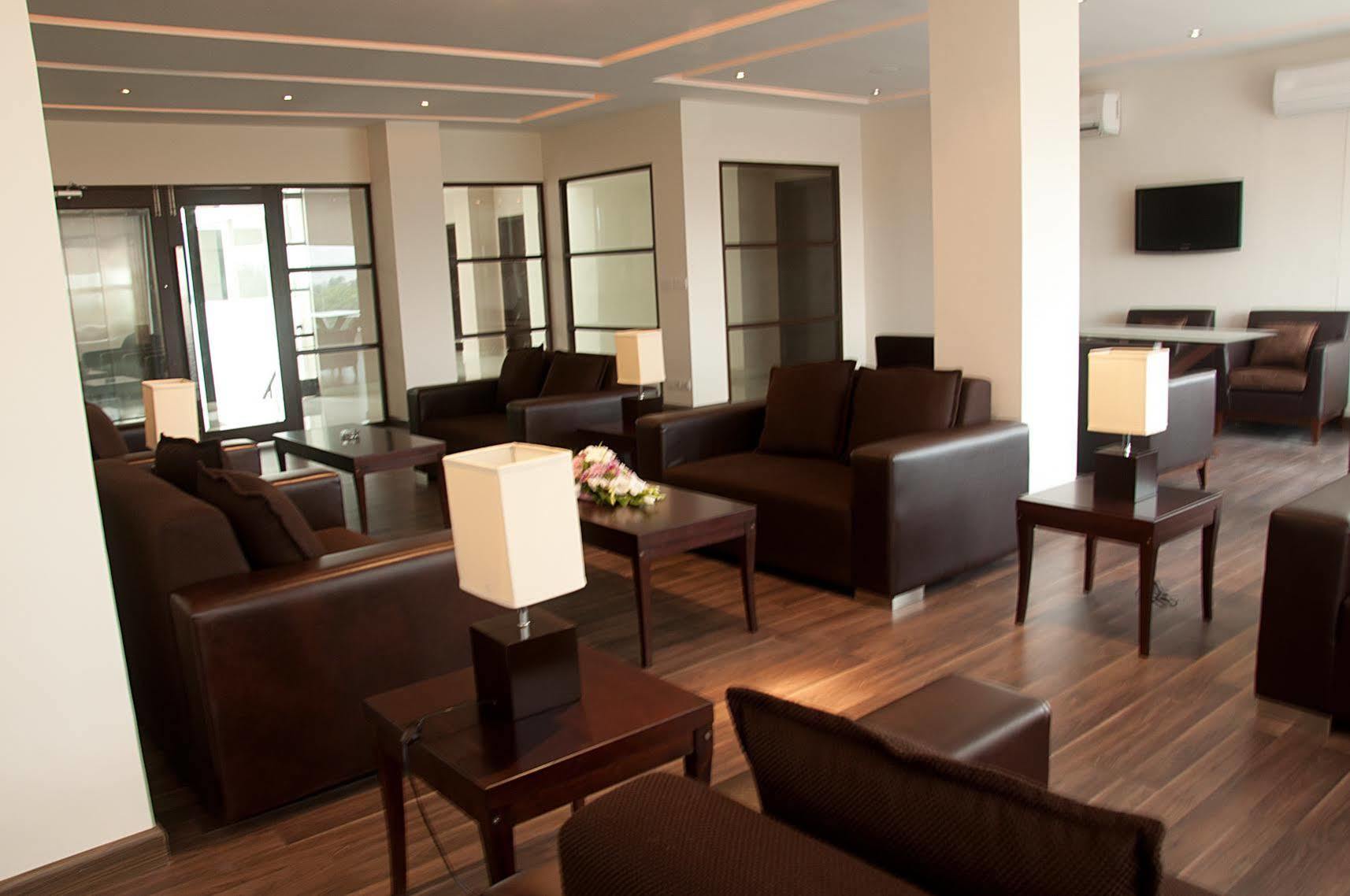 Hotel One Downtown, Lahor Dış mekan fotoğraf